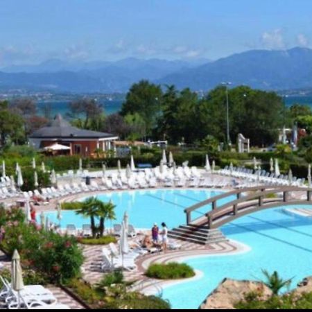 Casa Lorenzo Appartement Desenzano del Garda Buitenkant foto