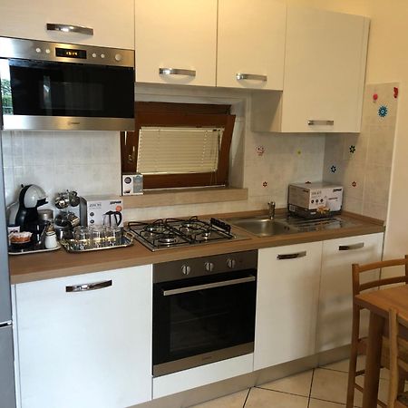Casa Lorenzo Appartement Desenzano del Garda Buitenkant foto