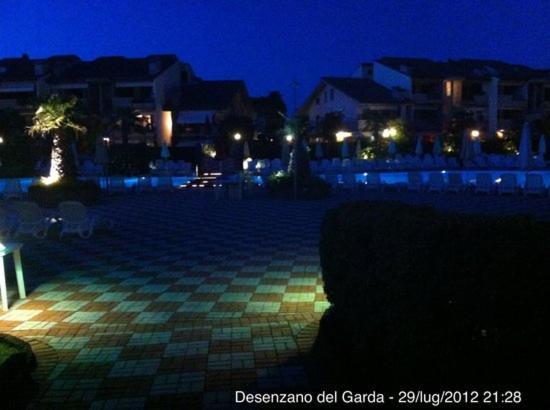 Casa Lorenzo Appartement Desenzano del Garda Buitenkant foto
